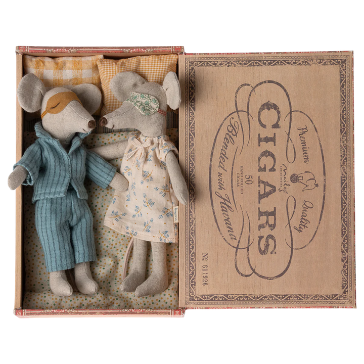 Maileg Mum &amp; Dad Mice in Cigar Box