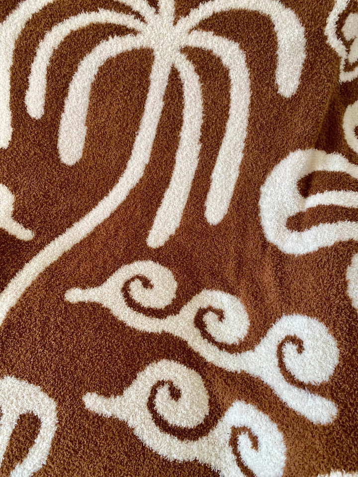 Hanalei Plush Throw - Mocha &amp; Cream