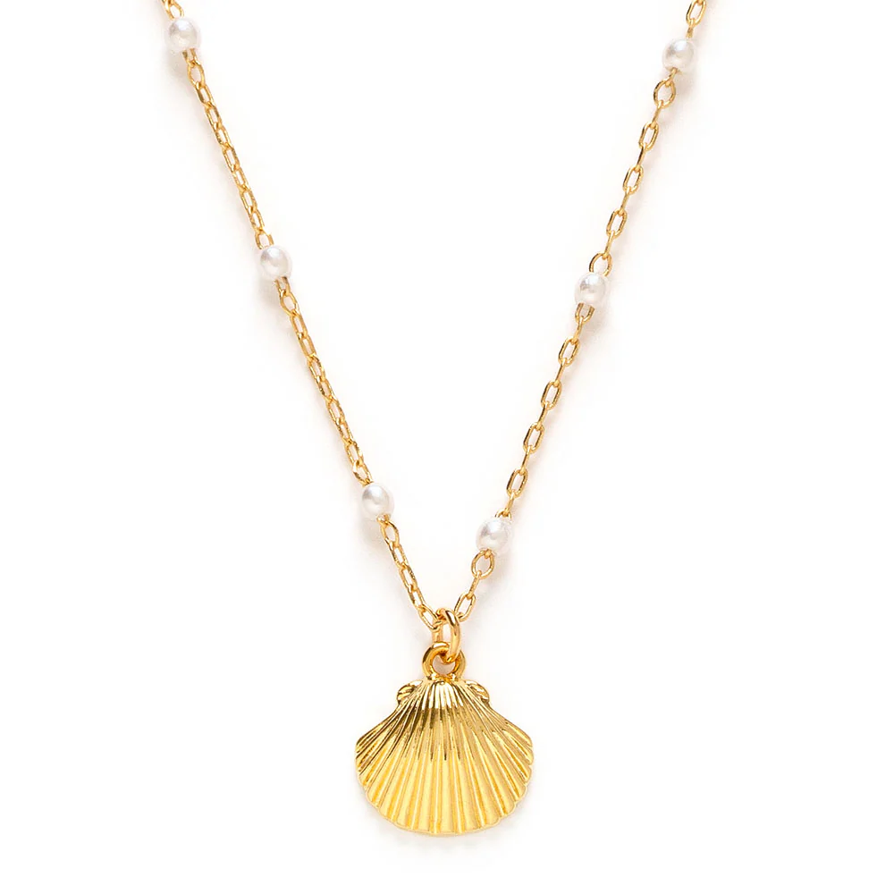 Scallop Shell on Pearl Station Chain Necklace